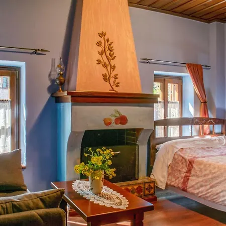 Petrino فندق كالامباكا